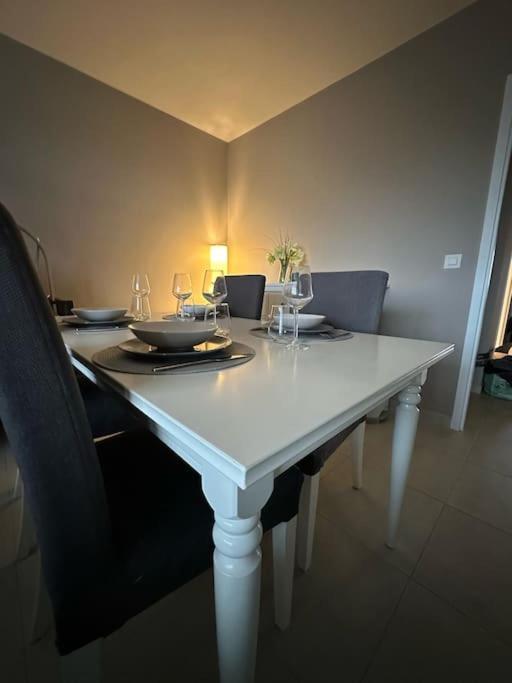 Gezellig Appartement In Brugge, Nabij Damme. Eksteriør billede