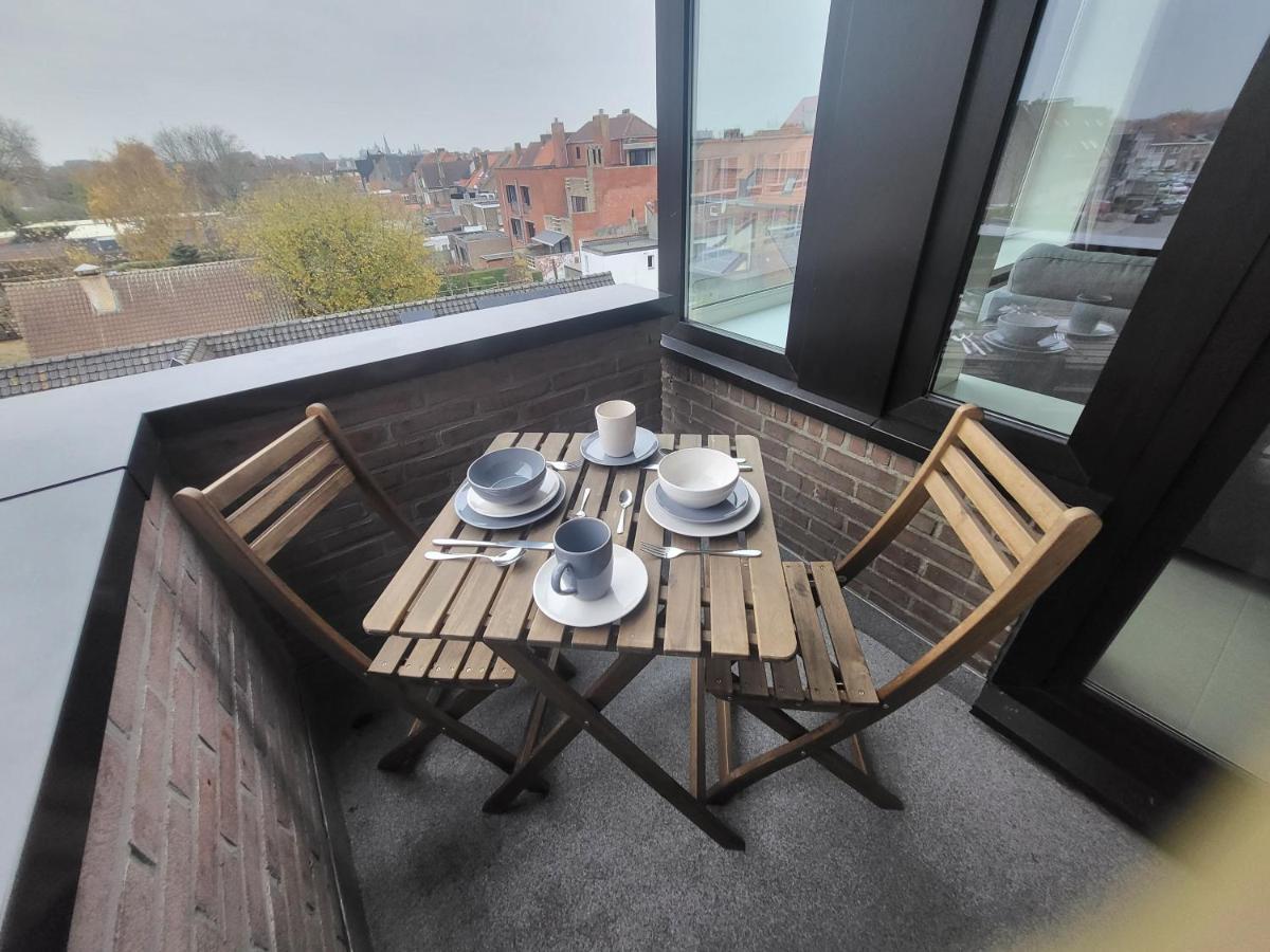 Gezellig Appartement In Brugge, Nabij Damme. Eksteriør billede